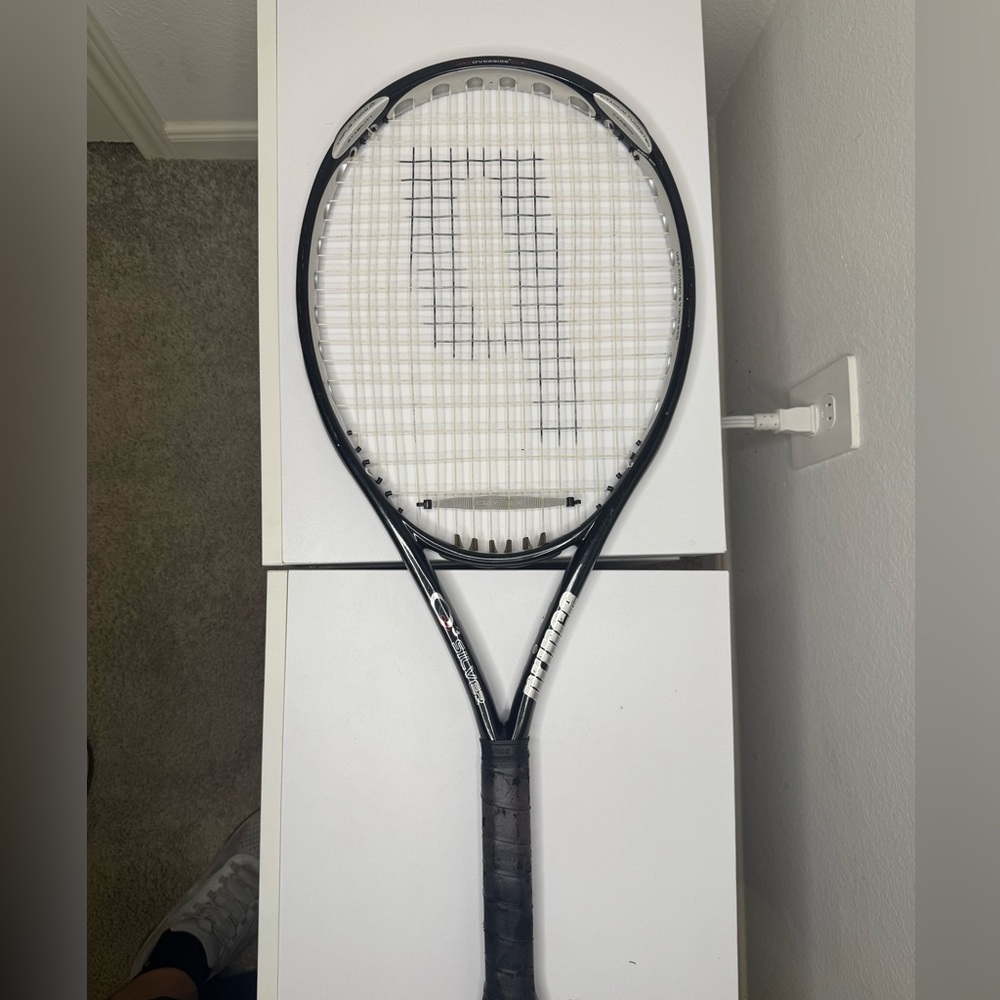 Tennis Prince O3 Silver 1600 Power Level Grip 3, 4 3/8, 118" Oversize